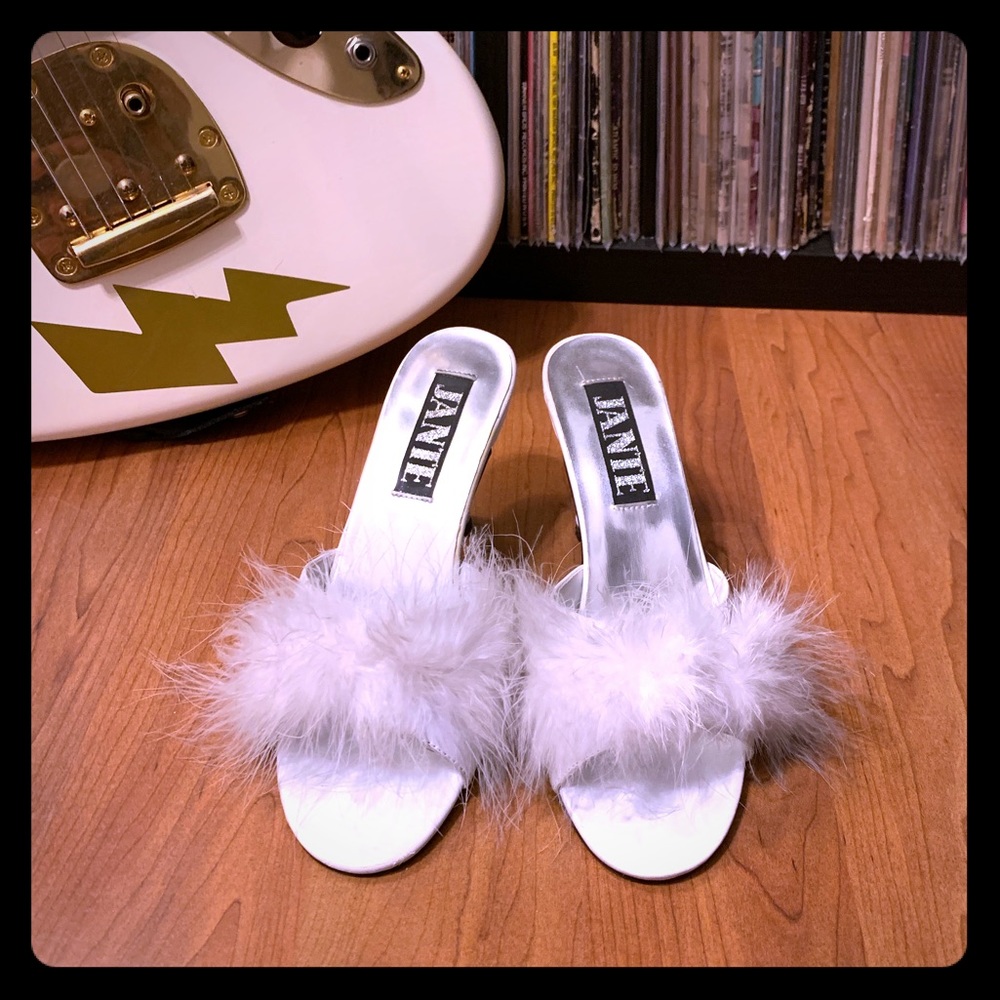 Feather house slipper heels